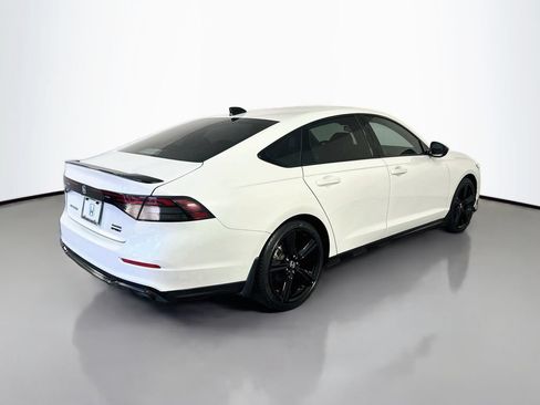 Used 2024 Honda Accord Sport image 5