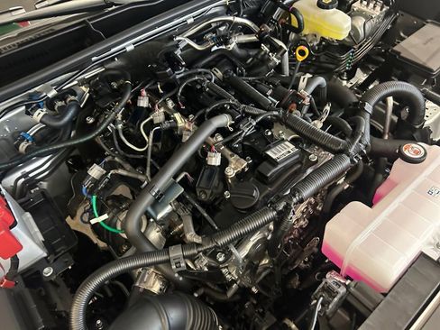 New 2025 Toyota 4Runner SR5 image 28