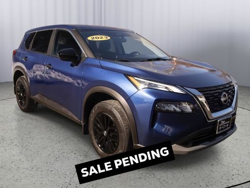 Used 2023 Nissan Rogue S AWD/4WD image 1