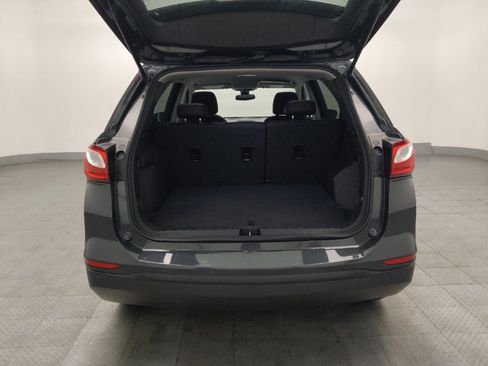 Used 2020 Chevrolet Equinox LS w/ LS Convenience Package FWD image 29