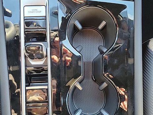 New 2026 Volkswagen Atlas Cross Sport SE image 35