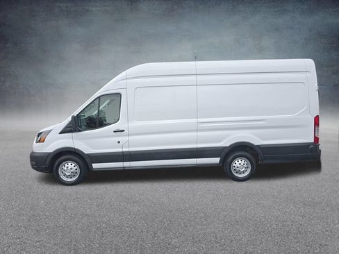 Used 2024 Ford Transit 250 148 High Roof Extended AWD image 4