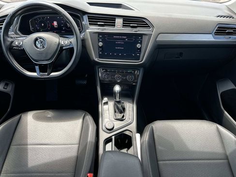 Used 2019 Volkswagen Tiguan SEL AWD/4WD image 13