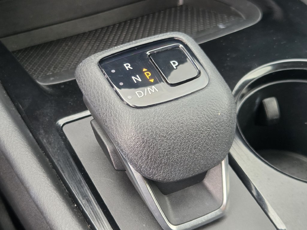 Used 2024 Nissan Rogue SV AWD/4WD image 20