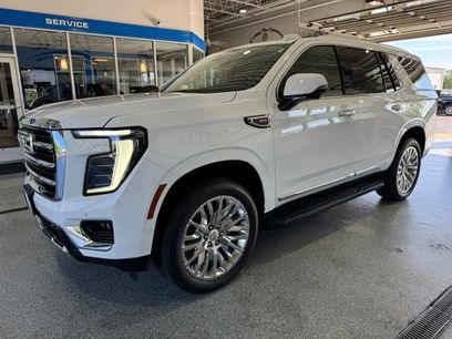 Used 2025 GMC Yukon Elevation w/ LPO, Floor Liner Package