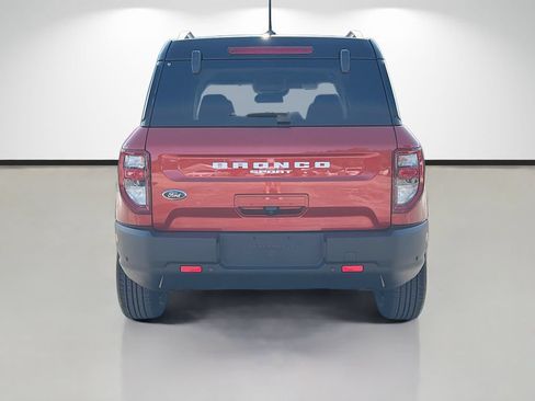 Used 2023 Ford Bronco Sport Outer Banks w/ Tech Package AWD/4WD image 4