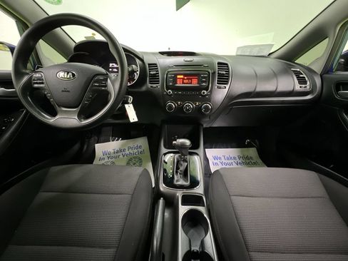 Used 2018 Kia Forte LX FWD image 17