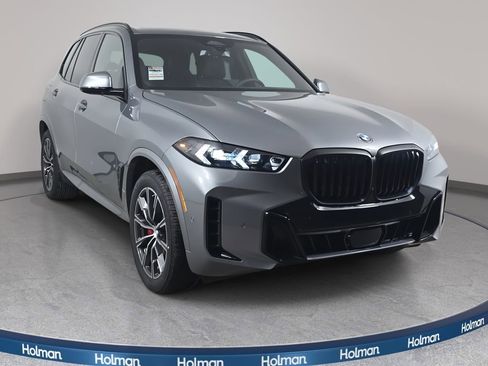 New 2026 BMW X5 xDrive40i w/ M Sport Package AWD/4WD image 3