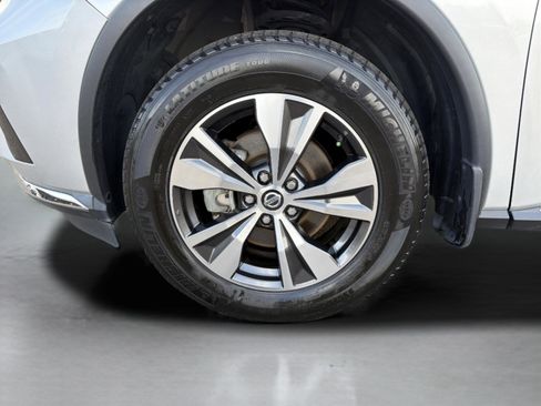 Used 2022 Nissan Murano SV w/ Cargo Package FWD image 18
