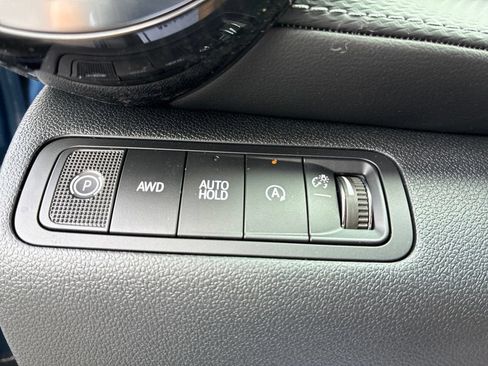 New 2027 Chevrolet Equinox LT w/ Convenience Package II AWD/4WD image 18