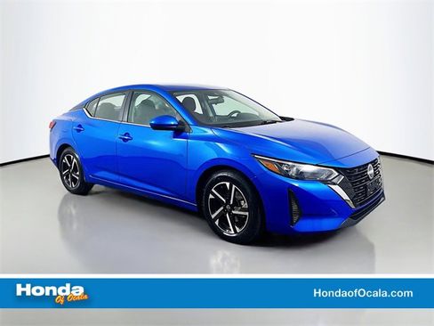 Used 2024 Nissan Sentra SV image 1