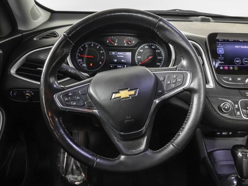 Used 2020 Chevrolet Malibu RS image 25