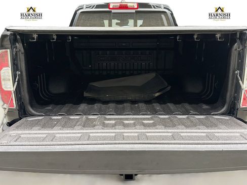 Used 2022 GMC Canyon Denali w/ Denali Black Edition Package AWD/4WD image 28