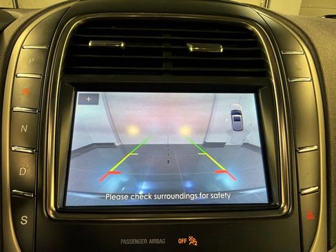 Certified 2020 Lincoln Nautilus Premier w/ Equipment Group 101A AWD/4WD image 12