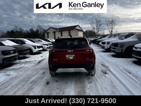 Certified 2024 Kia Seltos S image 6