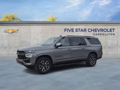 Used 2021 Chevrolet Suburban Z71 AWD/4WD image 4