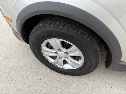 Used 2008 Saturn Vue XE image 9