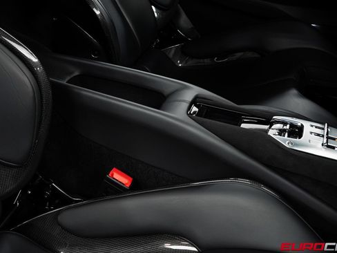 Used 2022 Ferrari 296 GTB RWD image 35
