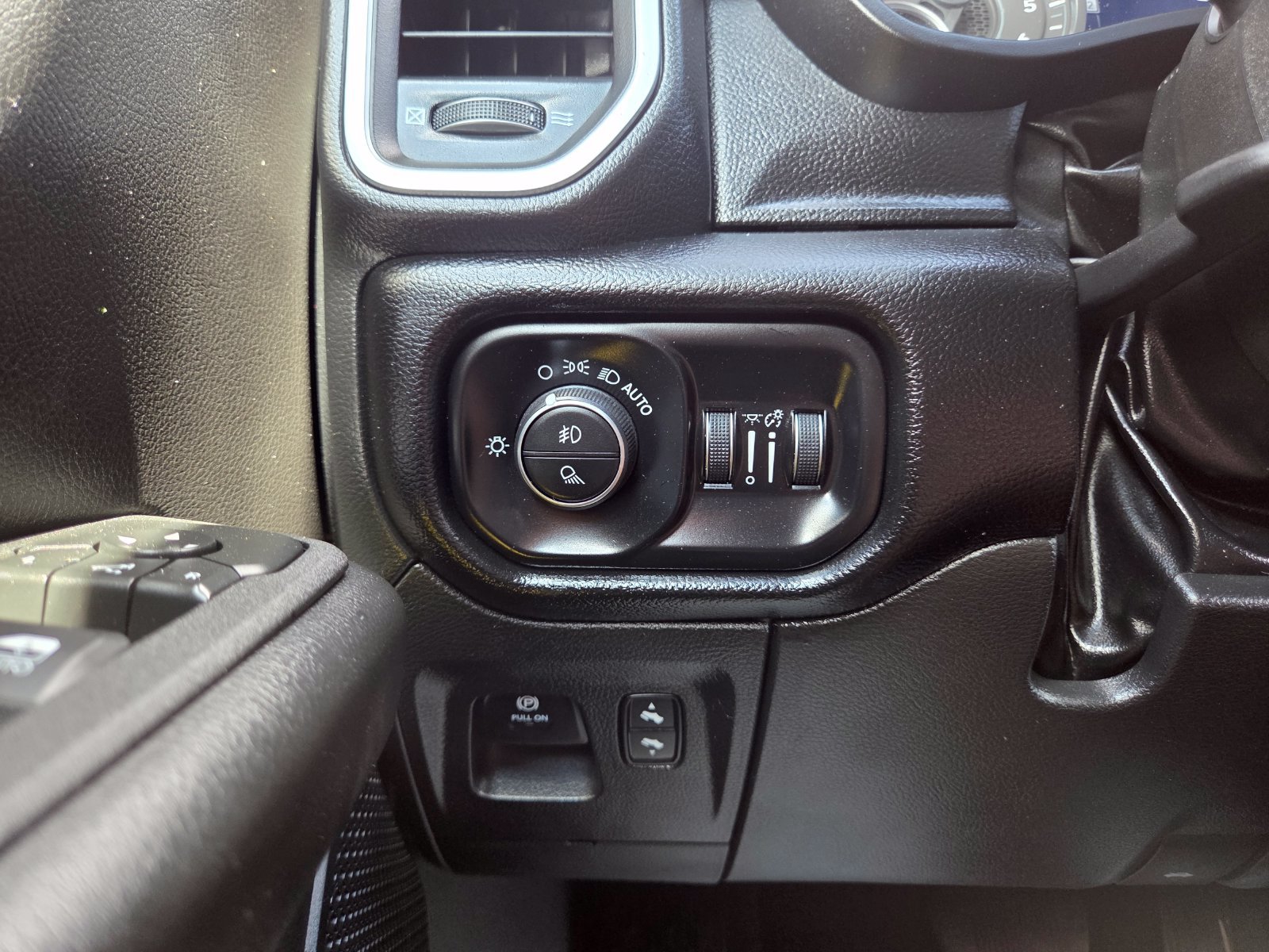 Used 2026 RAM 1500 Big Horn AWD/4WD image 41