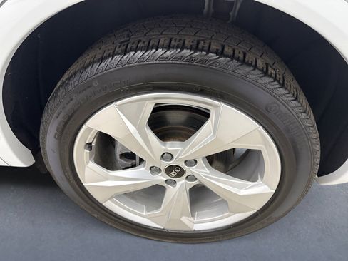 Used 2022 Audi Q5 2.0T Premium Plus image 21