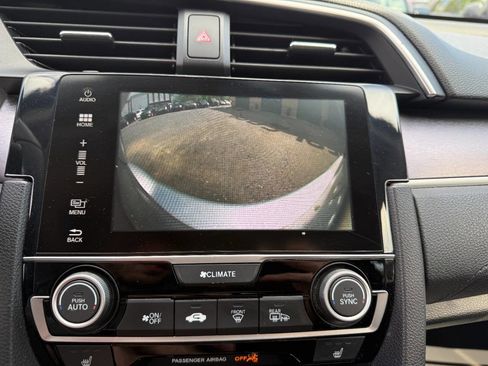 Used 2018 Honda Civic EX-T image 21