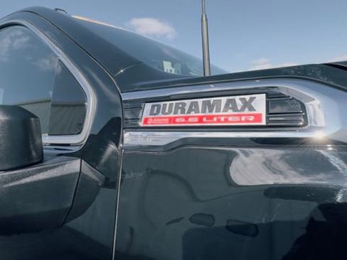 Used 2020 GMC Sierra 2500 Denali w/ Denali Ultimate Package image 14