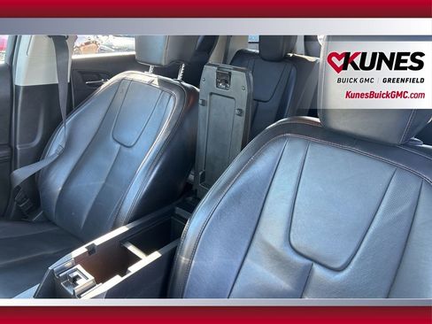 Used 2016 GMC Terrain SLT image 17