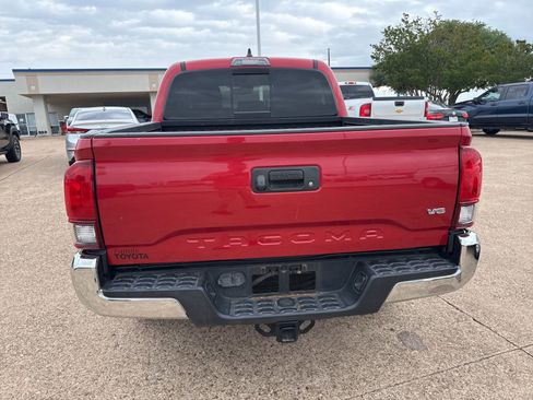 Used 2021 Toyota Tacoma SR5 image 6