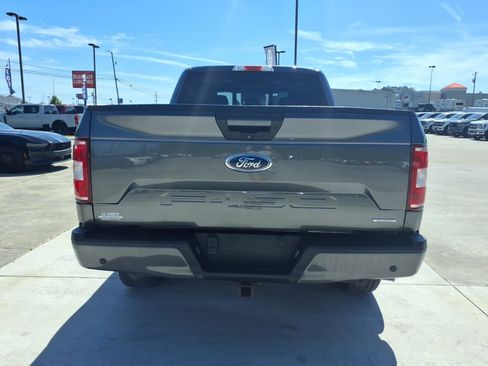 Used 2018 Ford F150 XLT w/ Equipment Group 302A Luxury image 4