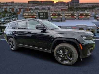 New 2025 Jeep Grand Cherokee L Limited w/ Black Appearance Package