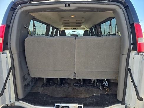 Used 2016 Chevrolet Express 3500 LT w/ LT Preferred Equipment Group image 11