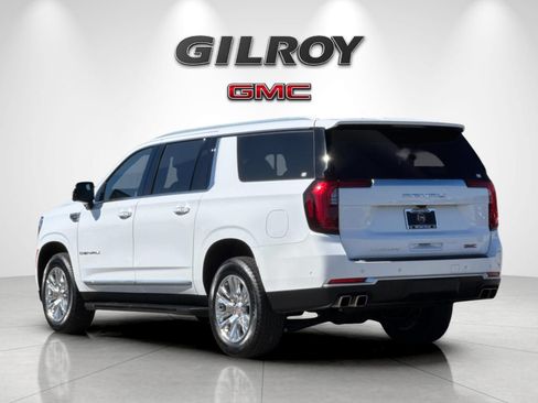 Used 2025 GMC Yukon XL Denali AWD/4WD image 5