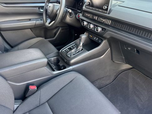 Used 2024 Honda CR-V EX image 13