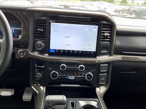 Used 2025 Ford F150 Lariat w/ Equipment Group 502A High image 8