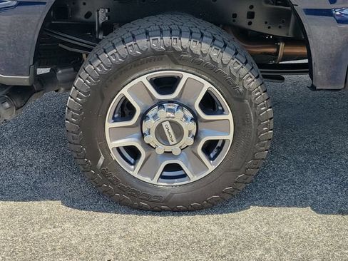 Certified 2025 Ford F250 XLT AWD/4WD image 6
