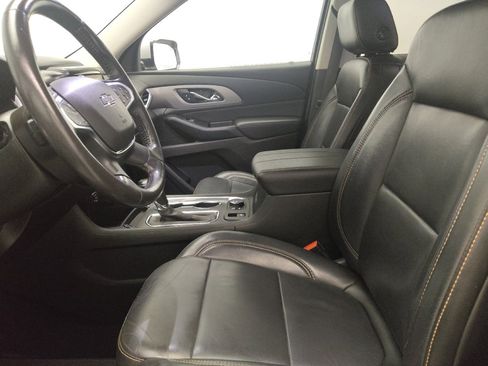 Used 2020 Chevrolet Traverse RS w/ LPO, Floor Liner Package FWD image 17