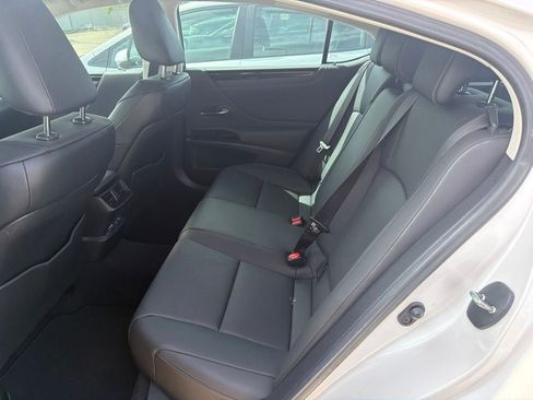 Used 2024 Lexus ES 350 FWD image 3