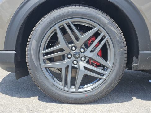 New 2026 Ford Explorer ST-Line w/ ST-Line Street Pack RWD image 10
