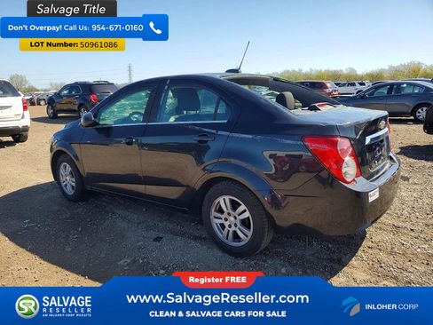 Used 2015 Chevrolet Sonic LT FWD image 3