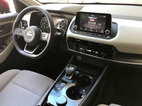 Used 2022 Nissan Rogue SV AWD/4WD image 15