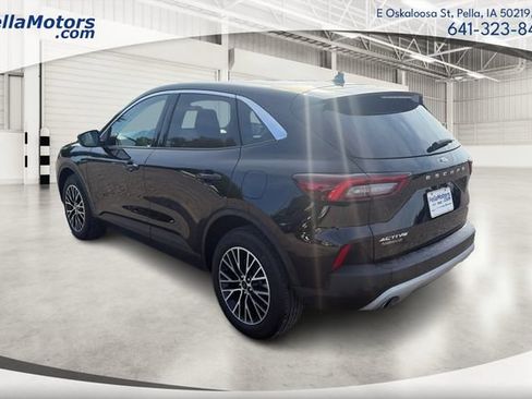 Used 2023 Ford Escape Active w/ Tech Pack #1 AWD/4WD image 5