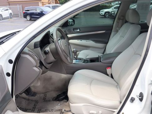 Used 2011 INFINITI G25 x w/ Moonroof Pkg AWD/4WD image 17