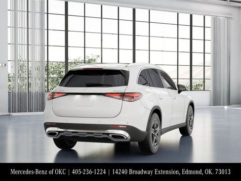 New 2026 Mercedes-Benz GLC 300 4MATIC image 23