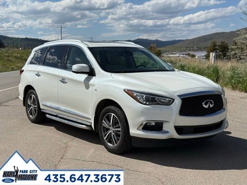 Used 2019 INFINITI QX60 Luxe w/ Essential Package FWD image 7