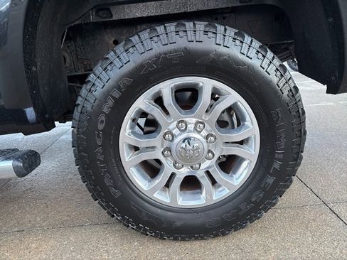 Used 2018 RAM 3500 Laramie image 48