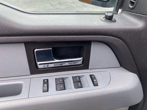Used 2014 Ford F150 XLT w/ XLT Chrome Package AWD/4WD image 18