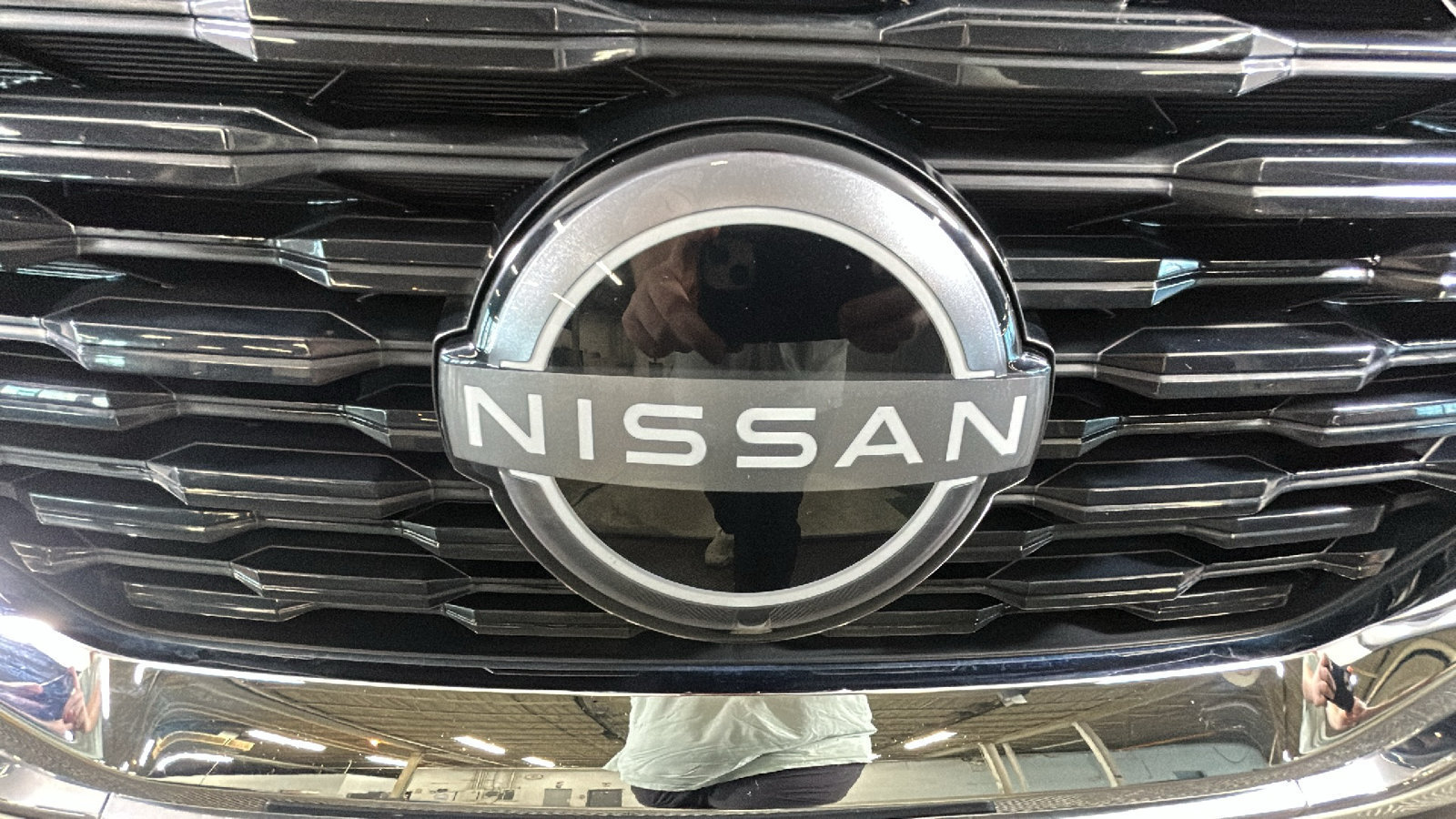 Used 2023 Nissan Rogue SV w/ SV Premium B Package AWD/4WD image 10