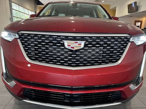 Certified 2024 Cadillac XT6 Premium Luxury w/ Technology Package AWD/4WD image 10