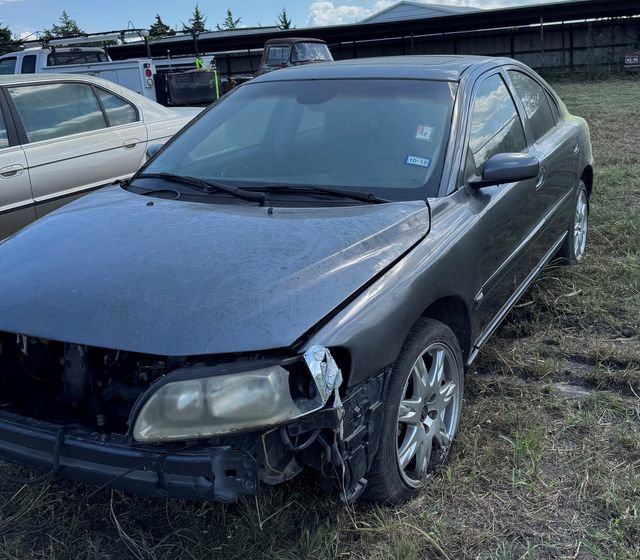 Used 2006 Volvo S60 2.5T AWD/4WD image 2