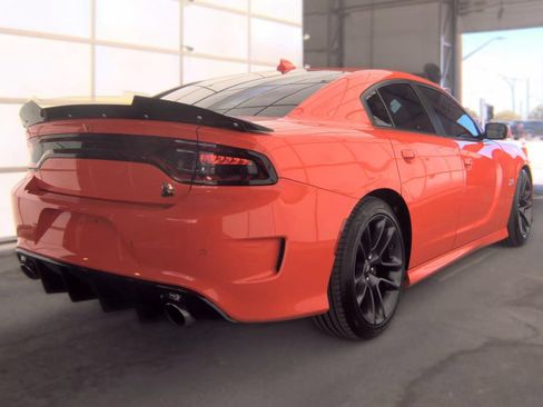 Used 2021 Dodge Charger Scat Pack RWD image 3
